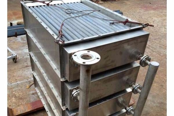 列板式換熱器的優(yōu)點(diǎn): 列板式換熱器的優(yōu)點(diǎn):