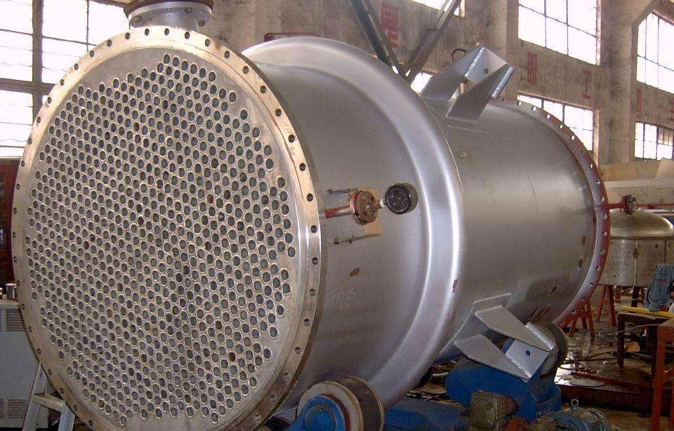 螺旋板換熱器的特點(diǎn): 螺旋板換熱器的特點(diǎn):