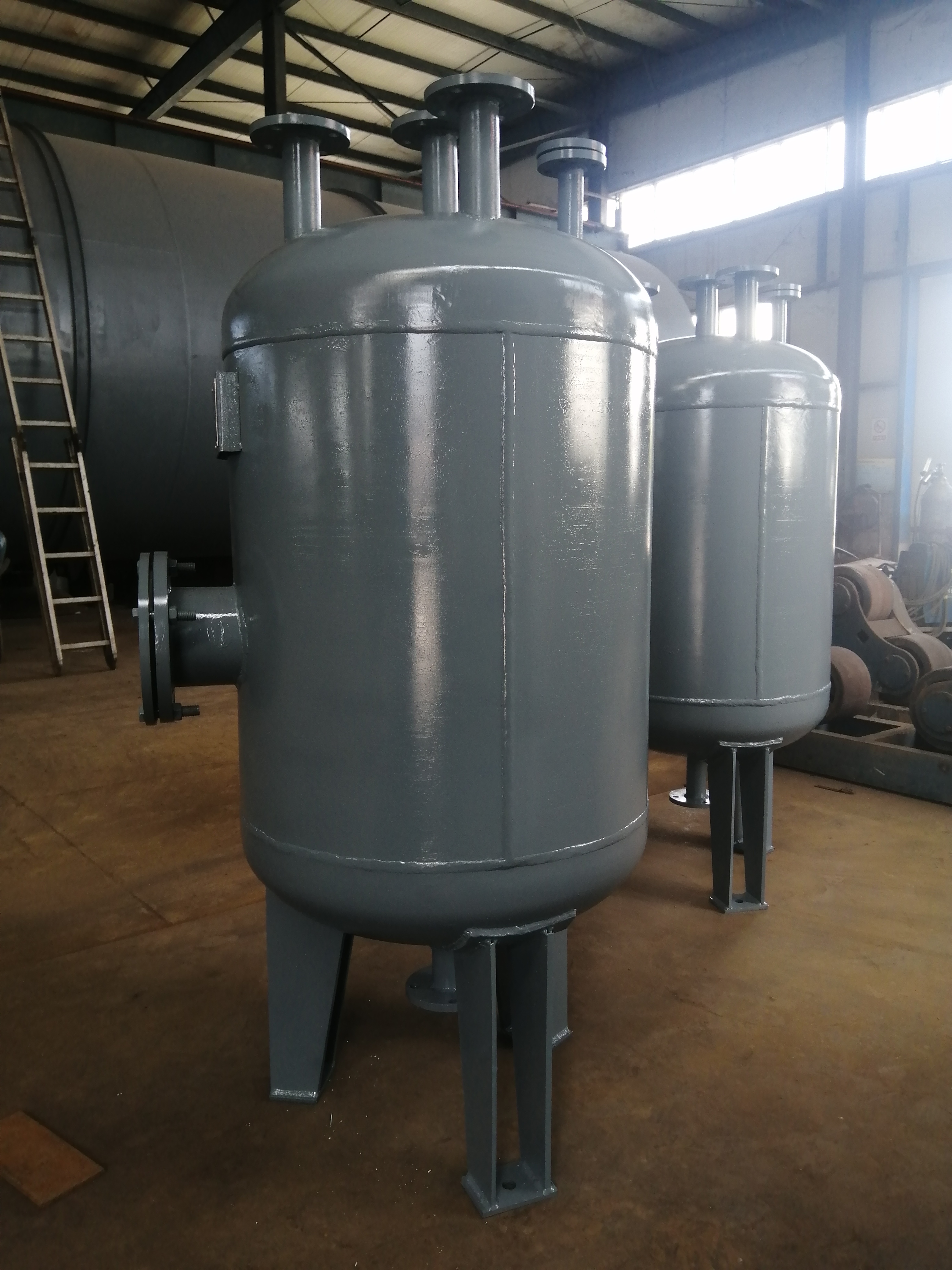 碳鋼儲罐2.jpg 碳鋼儲罐2.jpg